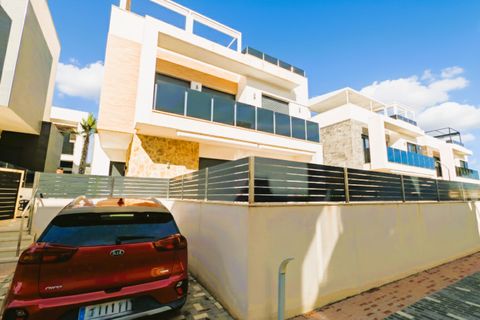 Villa i Cabo Roig, Alicante, Cabo Roig - € 499.950 | Ref: MLSC3401117 - foto 2