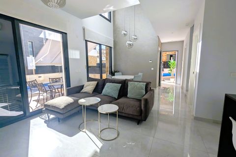 Villa i Cabo Roig, Alicante, Cabo Roig - € 499.950 | Ref: MLSC3401117 - foto 20