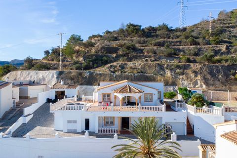 Villa i Calpe, Alicante, Calpe - € 690.000 | Ref: C15178* - foto 1