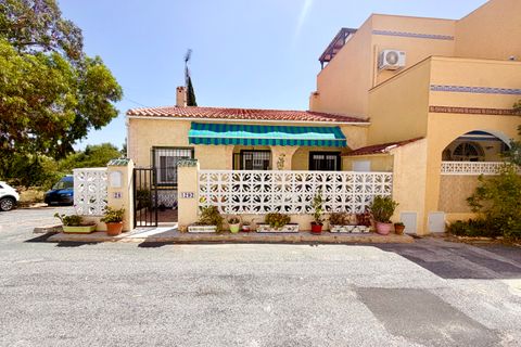 Rækkehus i La Marina, Alicante, La Marina - € 105.000 | Ref: NP:887 - foto 1