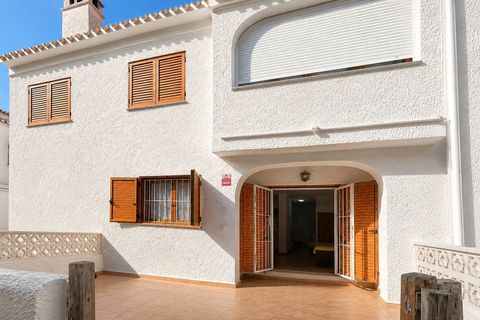 Byhus i Playa Flamenca, Alicante - foto 1