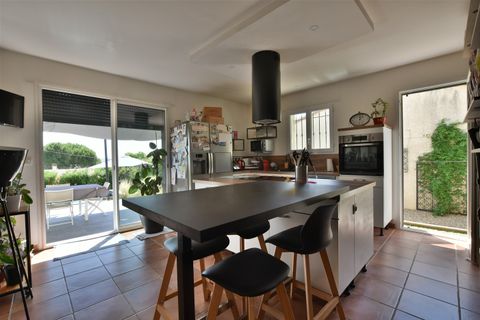Villa en Calvisson, Gard, Calvisson - € 485.000 | Ref: 07221 - photo 13