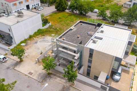 Villa i Maia, Porto, Maia - € 698.000 | Ref: C0272-02759 - foto 11