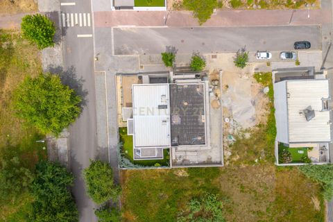 Villa i Maia, Porto, Maia - € 698.000 | Ref: C0272-02759 - foto 17