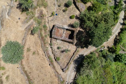 Ruin i Terras de Bouro, Braga, Terras de Bouro - € 48 000 | Ref: 054170 - foto 3