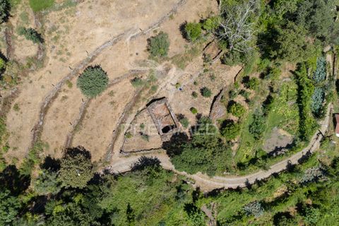 Ruin i Terras de Bouro, Braga, Terras de Bouro - € 48 000 | Ref: 054170 - foto 4