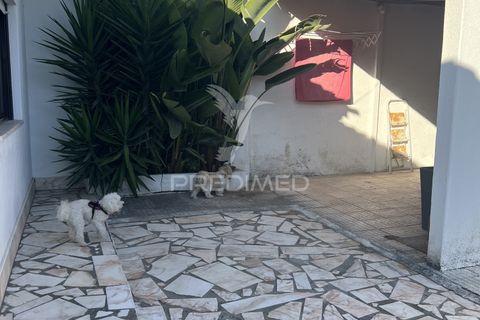 Byhus i Almada, Setubal, Almada - € 2.000/måned | Ref: 061698 - foto 16