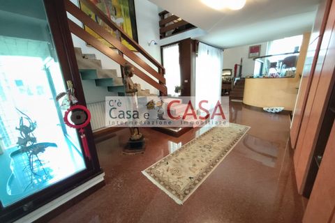 Villa i Selvazzano Dentro, Padua, Selvazzano Dentro - € 440.000 | Ref: V17 - foto 10