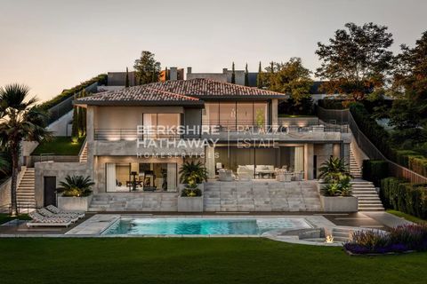 Villa a Tremezzina, Como, Tremezzina - € 14.000.000 | Ref: ILO3401.1 - foto 9