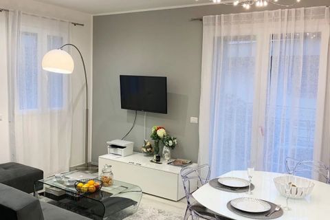 Wohnung in Como, Como, Como - € 1.100/Monat | Ref: 480 - Foto 1
