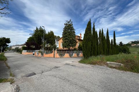 Villa a Fermo, Fermo, Fermo - € 500.000 | Ref: VV515 - foto 28