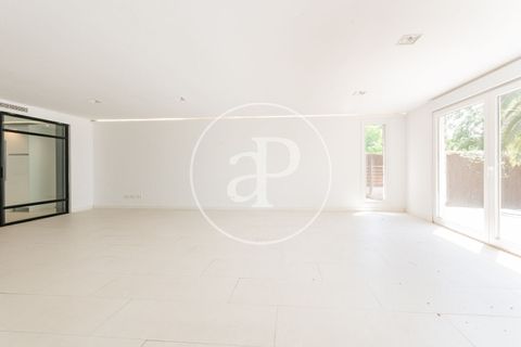 Villa i La Moraleja, Madrid, La Moraleja - € 1.850.000 | Ref: VMN2607002 - foto 9