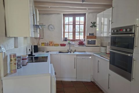 Landsbyhus i Pillac, Charente, Pillac - € 130.000 | Ref: BVI71250 - foto 6