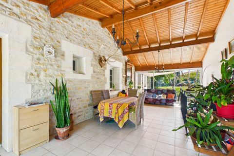 Villa a Saint-Front, Charente, Saint-Front - € 265.000 | Ref: BVI82308 - foto 3