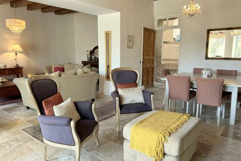 Villa a Aubeterre-sur-Dronne, Charente, Aubeterre-sur-Dronne - € 199.500 | Ref: BVI85021 - foto 3