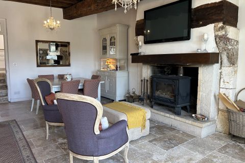 Villa a Aubeterre-sur-Dronne, Charente, Aubeterre-sur-Dronne - € 199.500 | Ref: BVI85021 - foto 6
