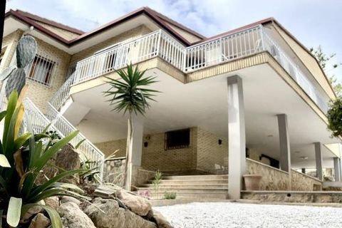 Villa i Orihuela Costa, Alicante, Orihuela Costa - € 850.000 | Ref: MLSC9173998 - foto 1