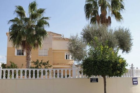 Villa i Torrevieja, Alicante, Torrevieja - € 539.000 | Ref: MLSC9630287 - foto 1