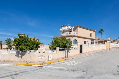 Villa i Benijofar, Alicante, Benijofar - € 395.000 | Ref: MLSC624676 - foto 1
