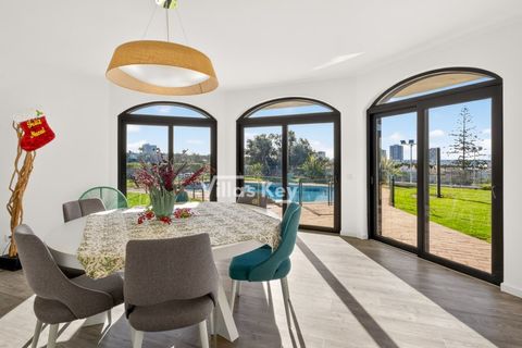 Villa i Alvor, Faro, Alvor - € 7 998 000 | Ref: V990(2) - foto 15