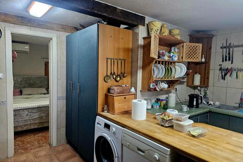 Villa i Guaro, Malaga, Guaro - € 270.000 | Ref: EXP15012/8930 - foto 18