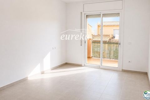 Villa i Empuriabrava, Gerona, Empuriabrava - € 295.000 | Ref: 2659 - foto 8