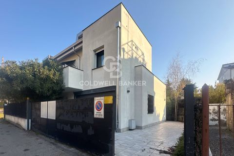 Villa a Padua, Padua, Padua - € 570.000 | Ref: CBI138-1942-246 - foto 32