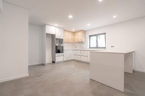 Villa i Coimbra, Coimbra, Coimbra - € 395.000 | Ref: M-31240 - foto 1