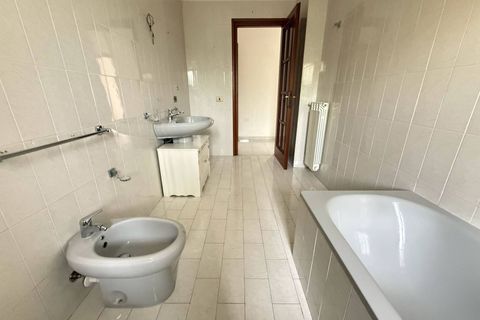 Apartament a Caserta, Caserta, Caserta - € 650/mes | Ref: 5F10 - foto 27