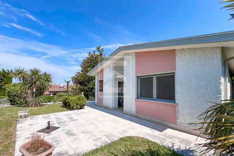 Villa i Lazise, Verona, Lazise - € 649.000 | Ref: 33091003-179 - foto 1