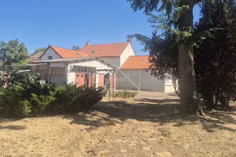 Villa a Saint-Germain-De-Salles, Allier, Saint-Germain-De-Salles - € 175.000 | Ref: G1271 - foto 10
