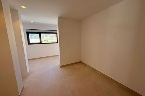 Bungalou a Alicante, Alicante, Alicante - € 2.200/mes | Ref: BGA2620 - foto 18