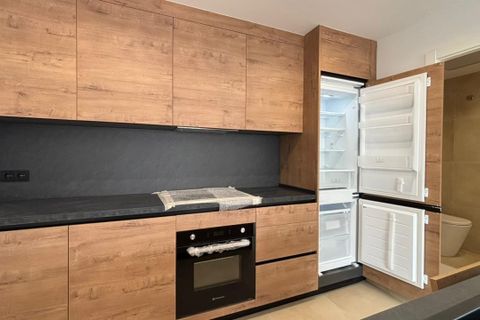 Villa a Finestrat, Alicante, Finestrat - € 2.700/mes | Ref: ALQF100/6084 - foto 2