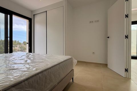 Villa a Finestrat, Alicante, Finestrat - € 2.700/mes | Ref: ALQF100/6084 - foto 12