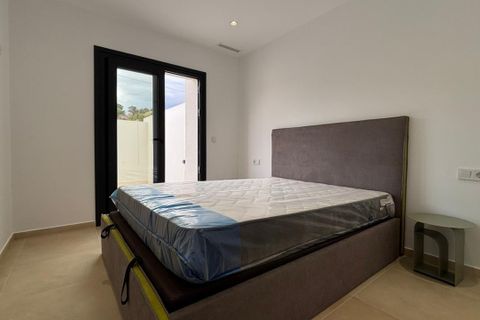 Villa a Finestrat, Alicante, Finestrat - € 2.700/mes | Ref: ALQF100/6084 - foto 17