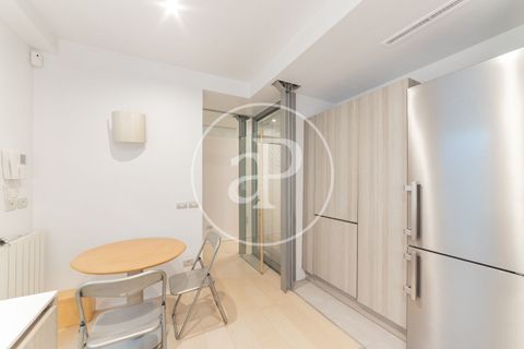 Apartament a Madrid, Madrid, Madrid - € 3.300/mes | Ref: AM2607021 - foto 16