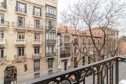 Apartament a Madrid, Madrid, Madrid - € 3.300/mes | Ref: AM2607021 - foto 37