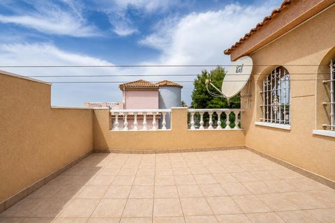 Villa a Valle Del Sol, Murcia, Valle Del Sol - € 250.000 | Ref: MSR-CL325VDS - foto 9