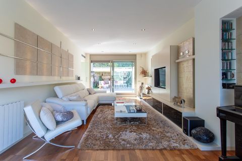 Villa i Alella, Barcelona, Alella - € 1.100.000 | Ref: PH102463/3699 - foto 7