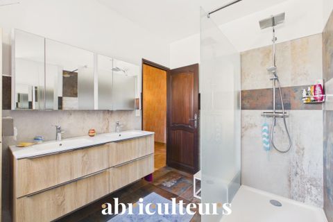 Haus in Charleval, Bouches-du-Rhone, Charleval - € 661.500 | Ref: MRVM080719813350 - Foto 14