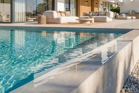 Villa i Calpe, Alicante, Calpe - € 1 345 000 | Ref: ALT71660 - foto 3