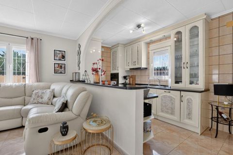 Villa a Torrevieja, Alicante, Torrevieja - € 359.000 | Ref: 200-4896 - foto 9