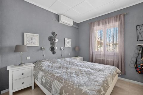 Villa a Torrevieja, Alicante, Torrevieja - € 359.000 | Ref: 200-4896 - foto 13
