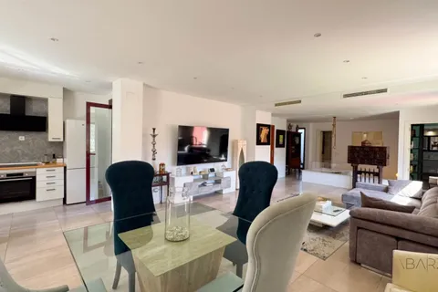 Villa i Benahavis, Malaga, Benahavis - € 625.000 | Ref: MAR-0013 - foto 8