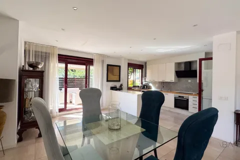 Villa i Benahavis, Malaga, Benahavis - € 625.000 | Ref: MAR-0013 - foto 9