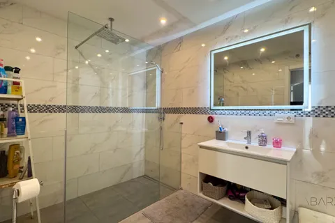 Villa i Benahavis, Malaga, Benahavis - € 625.000 | Ref: MAR-0013 - foto 21