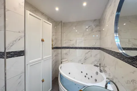 Villa i Benahavis, Malaga, Benahavis - € 625.000 | Ref: MAR-0013 - foto 33
