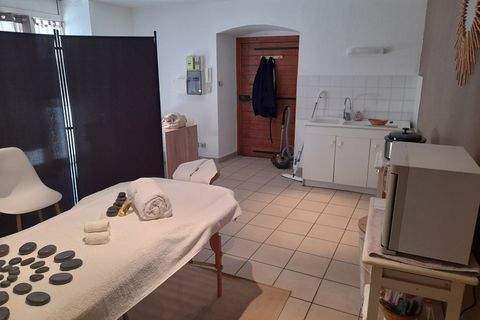 L'establiment comercial a Aubenas, Ardeche, Aubenas - € 3.336/mes | Ref: LES_TAVELLES - foto 4