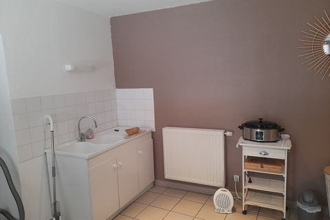 L'establiment comercial a Aubenas, Ardeche, Aubenas - € 3.336/mes | Ref: LES_TAVELLES - foto 5
