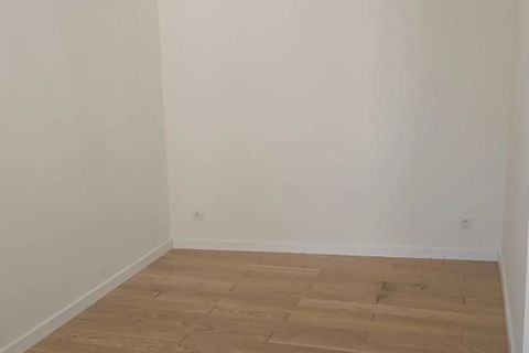 Apartament a Uzes, Gard, Uzes - € 535/mes | Ref: 87119026 - foto 5